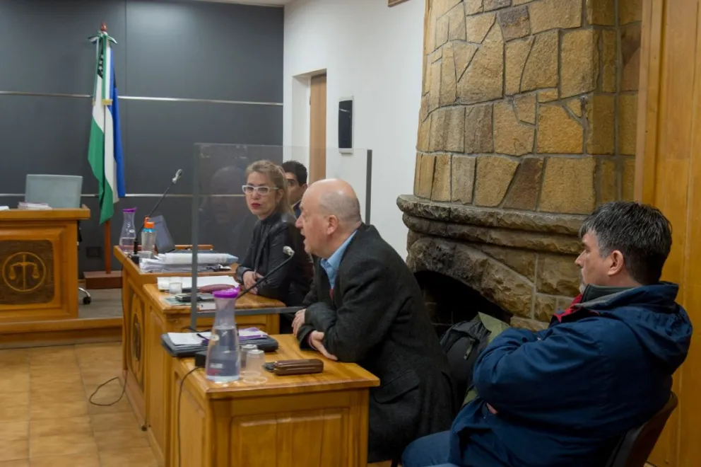 Avanza a juicio causa por usurpación en el Cerro Ventana