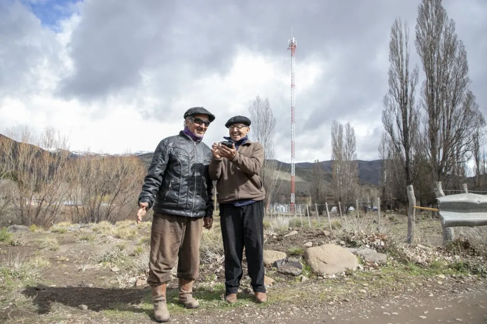 Mejor conectividad y más obras para Villa Llanquín