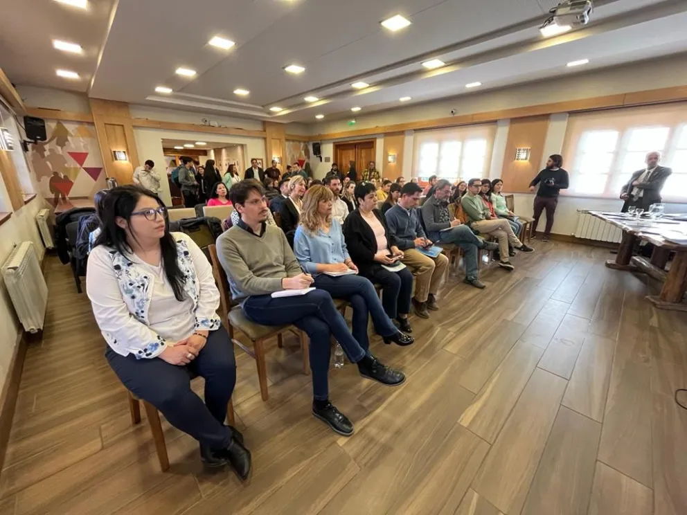 Concejos Deliberantes se capacitaron en Técnica Legislativa, Digesto y Procedimiento Parlamentario 