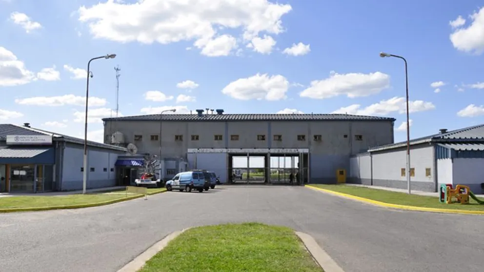 Trasladaron a Buenos Aires a cuatro de la mujeres detenidas en Mascardi