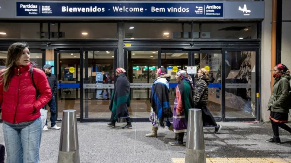 Cuatro de las siete mujeres mapuches detenidas en Villa Mascardi recibieron la prisión domiciliaria