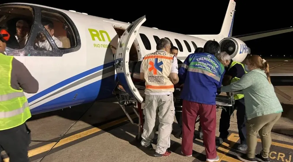 El avión sanitario realizó un importante operativo entre Viedma y Cipolletti