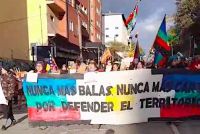 Marcharon para pedir la liberación de las mujeres mapuches detenidas en Mascardi
