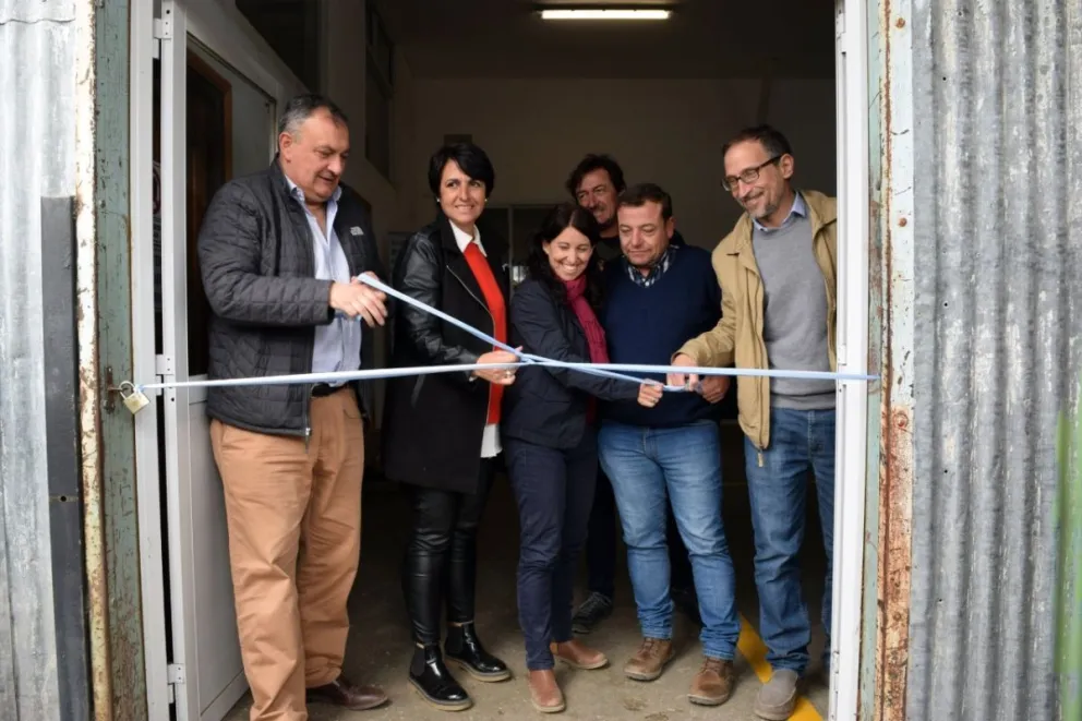 Quedó inaugurado el Centro de Servicios de Herrería y Carpintería