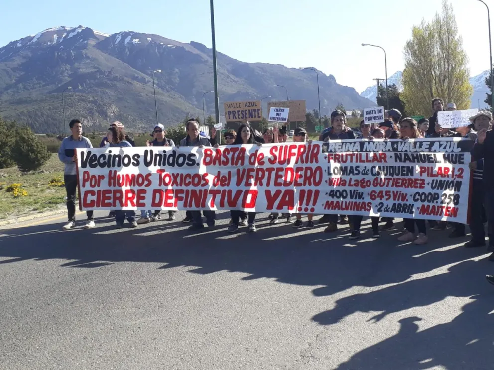 Vecinos de la zona sur volvieron a reclamar por el cierre definitivo del vertedero