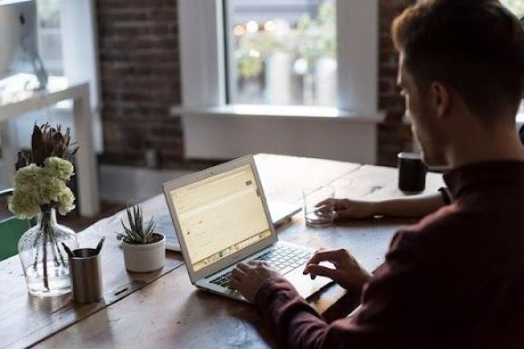 Internet, el servicio que ayuda a resolver todo