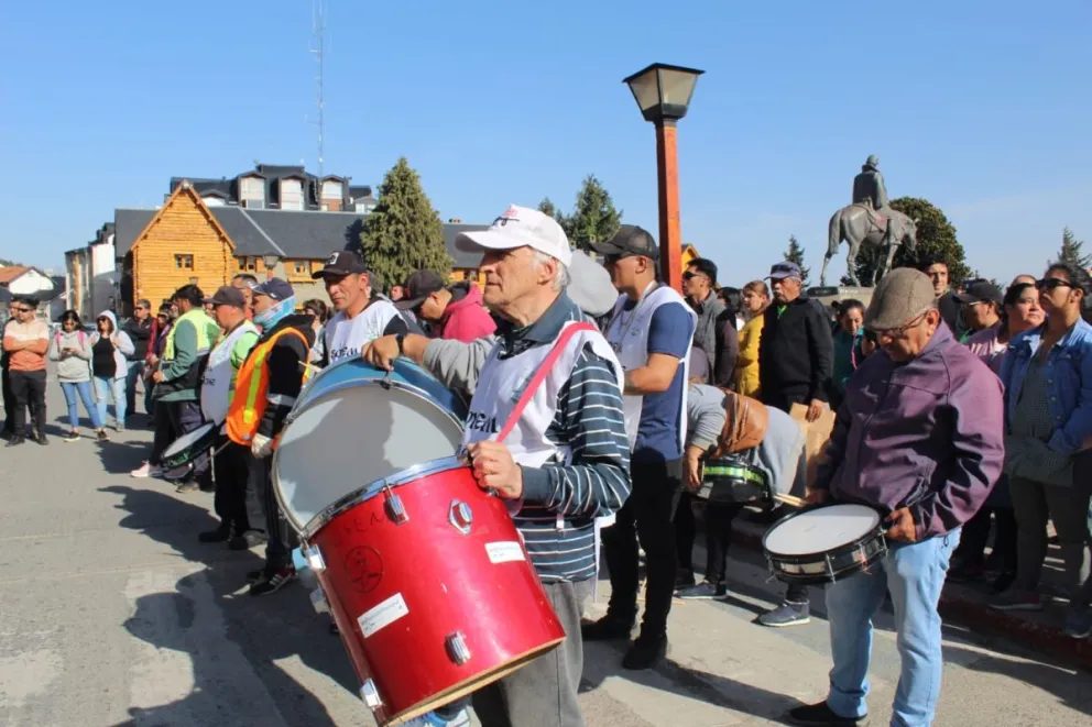 "No somos objetos de un catálogo", dicen desde un sector de los trabajadores municipales
