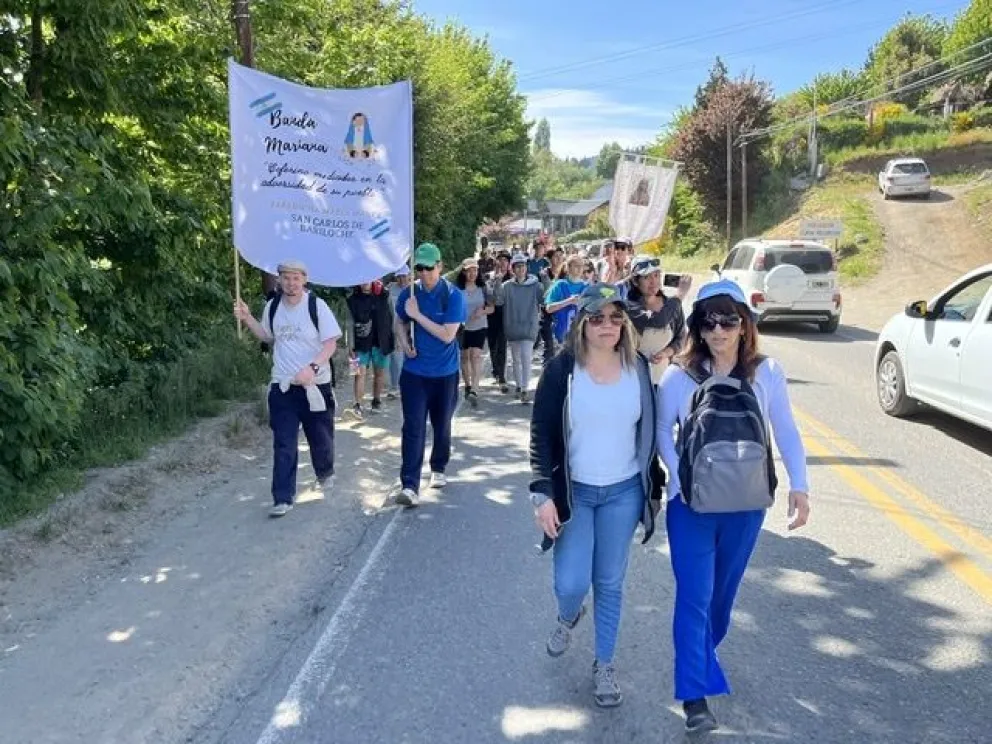 Gran participación en una nueva peregrinación a la Virgen de Las Nieves