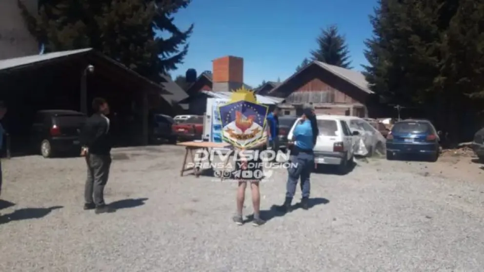 Detuvieron a cuatro hombres de Bariloche robando en Villa La Angostura
