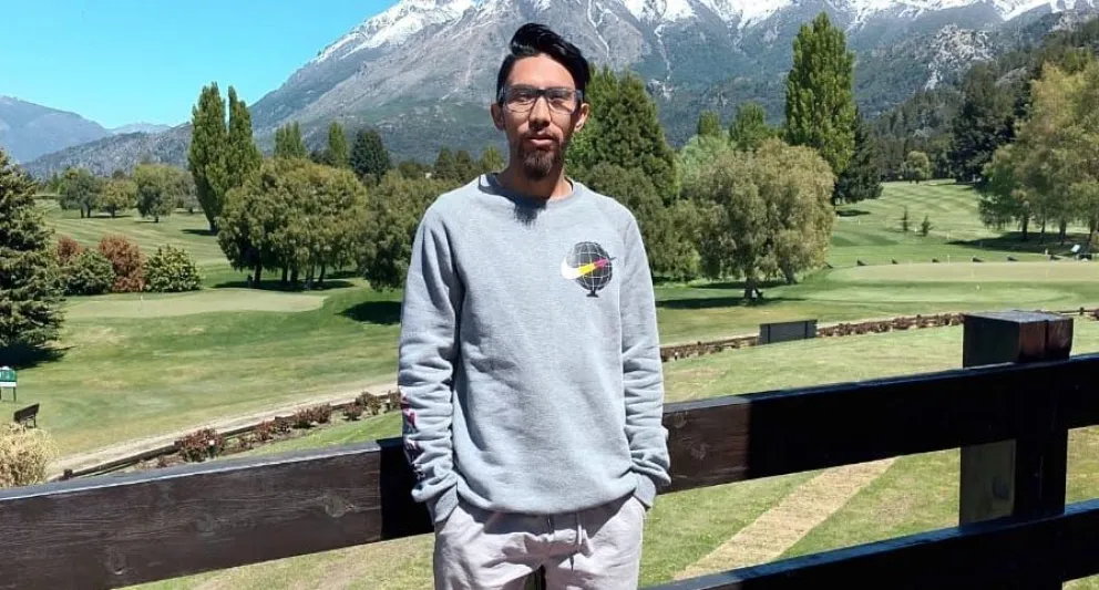 Quién es Atahualpa Catriel, el rionegrino que competirá por cocinar la mejor empanada de Argentina