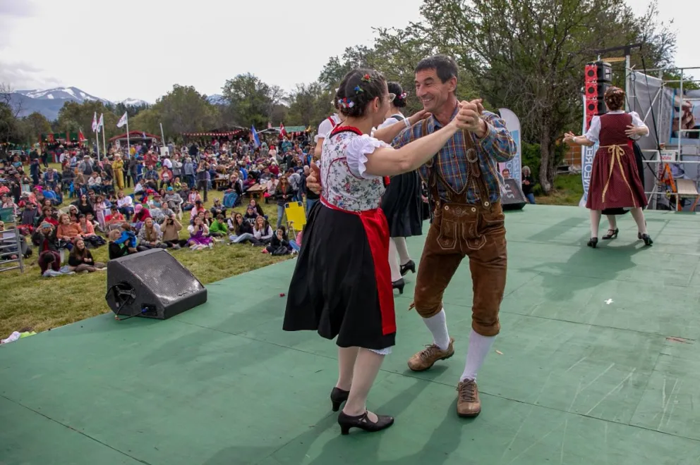 Se viene el segundo fin de semana de la 41º Fiesta de las Colectividades Europeo - Argentinas. 