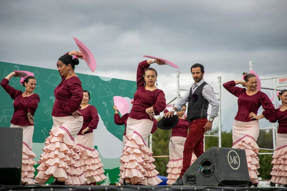 Comienza la 42° Edición de la Fiesta de las Colectividades Europeo  - Argentinas 