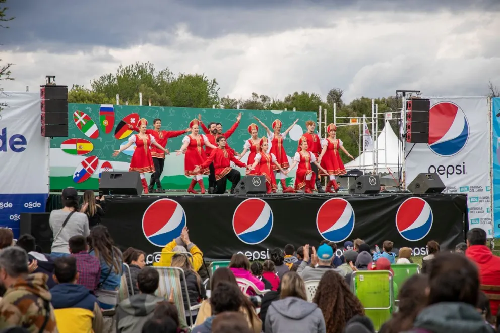 Colectividades: "Volveremos más fuertes y más unidos que nunca"