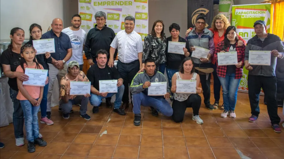 Más familias de Comallo recibieron financiamiento para sus proyectos productivos