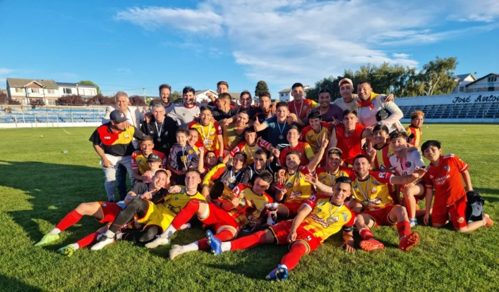 Cruz del Sur fue campeón de la Copa Bariloche 2022