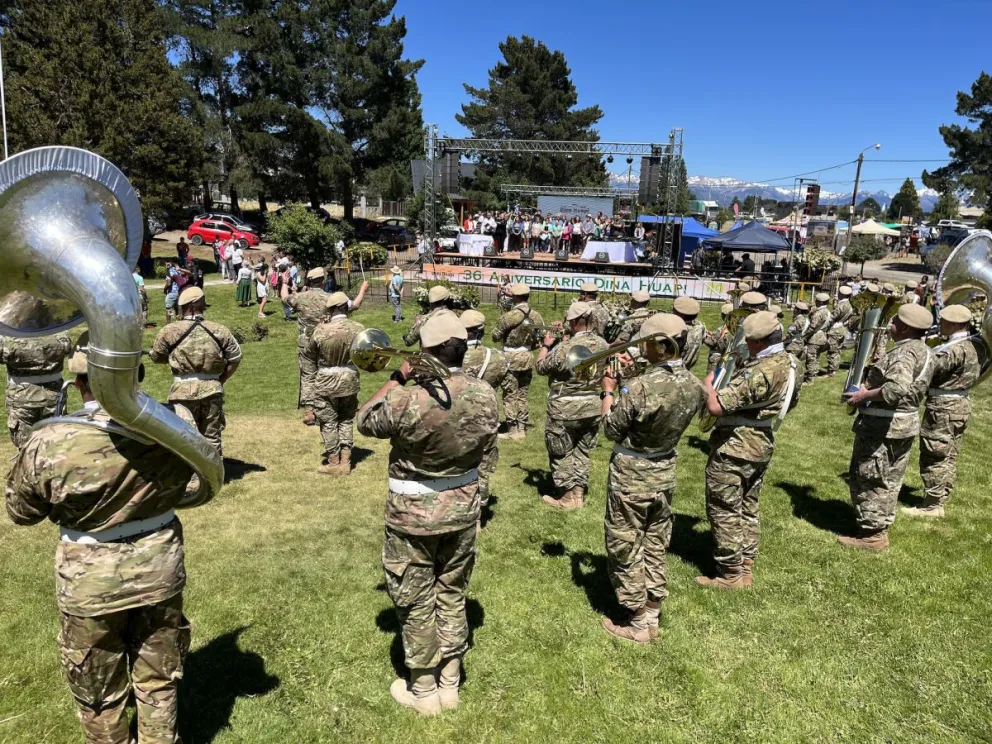 Con un amplio programa de actividades Dina Huapi celebró su 36 aniversario 