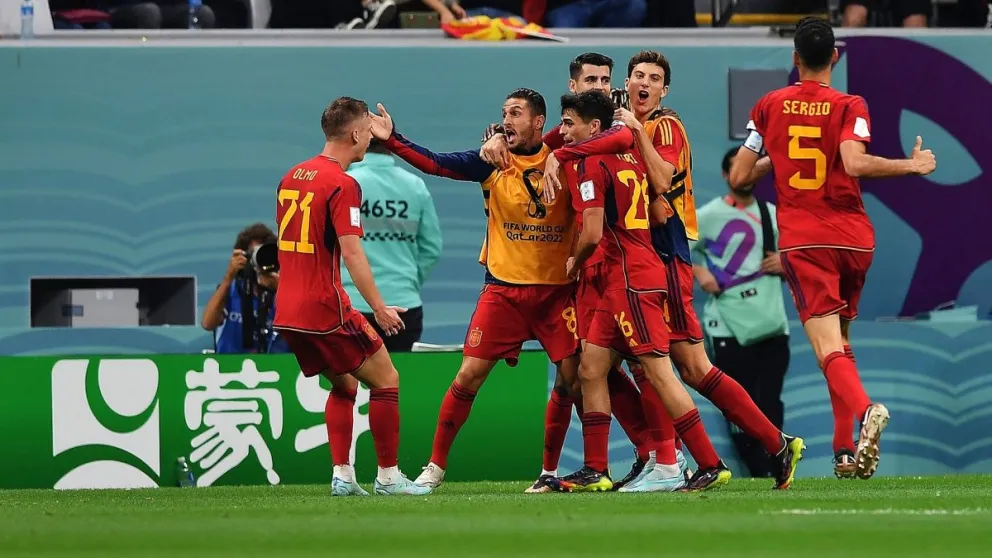 España y Alemania empataron en el duelo de campeones de la primera ronda de Qatar