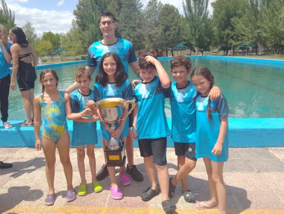 Piletas del Nahuel se adueñó de la Copa de Campeones 2022 Bariloche
