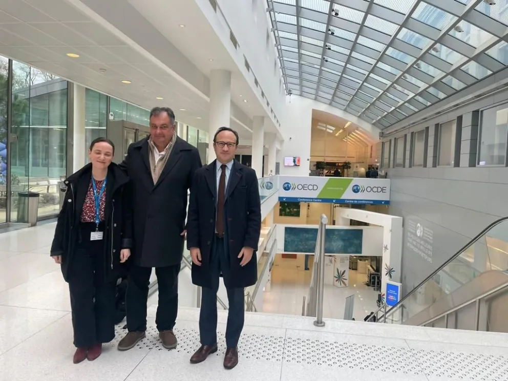 Gennuso busca un acuerdo de colaboración con importante organización internacional