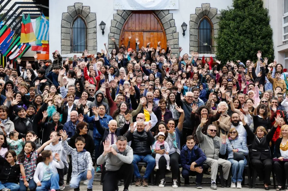 La Iglesia Bautista del Centro de Bariloche celebró sus 70 años de servicio a la comunidad