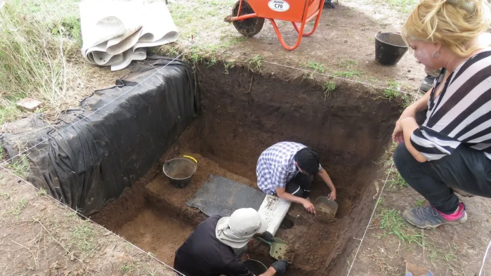 Investigadores argentinos crean método para estimar edad de muertes a partir de la primera costilla