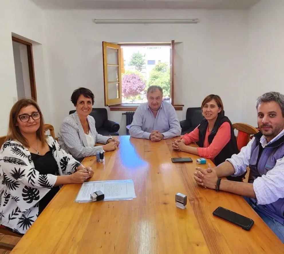 Municipales recibirán un bono navideño de 30 mil pesos