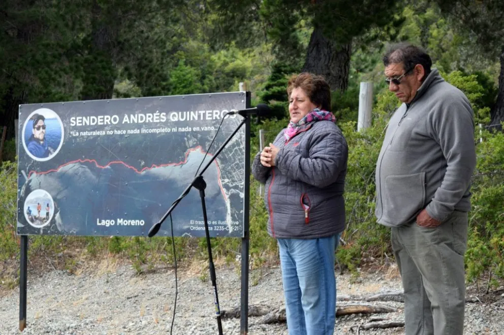 Se inauguró un tramo del sendero Andrés Quinteros en lago Moreno