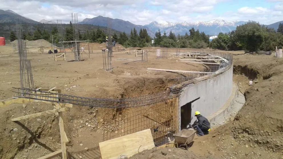 Avanzan a buen ritmo las obras del Hospital y de la Terminal