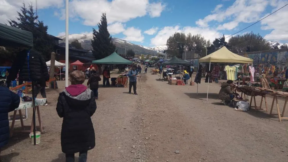 El Municipio trabaja en la regularización de feriantes