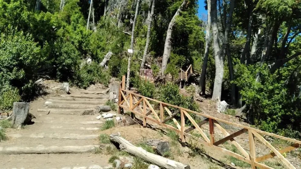 Península Quetrihué sin servicio de Catamaranes y lacustres diferenciales por el día de hoy