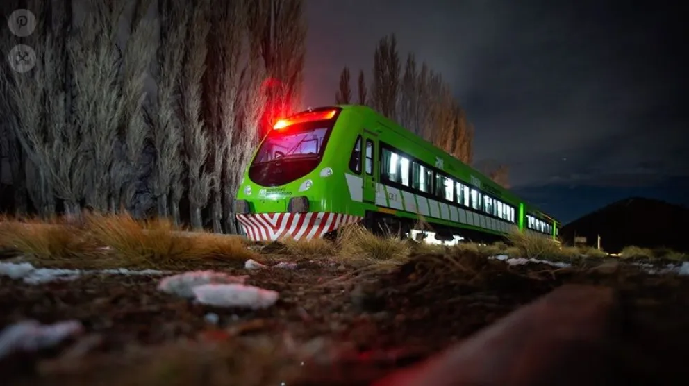 Sigue la restauración de los servicios del Tren Patagónico