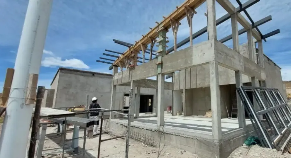 La obra del Paleoparque Comallo avanza a paso firme