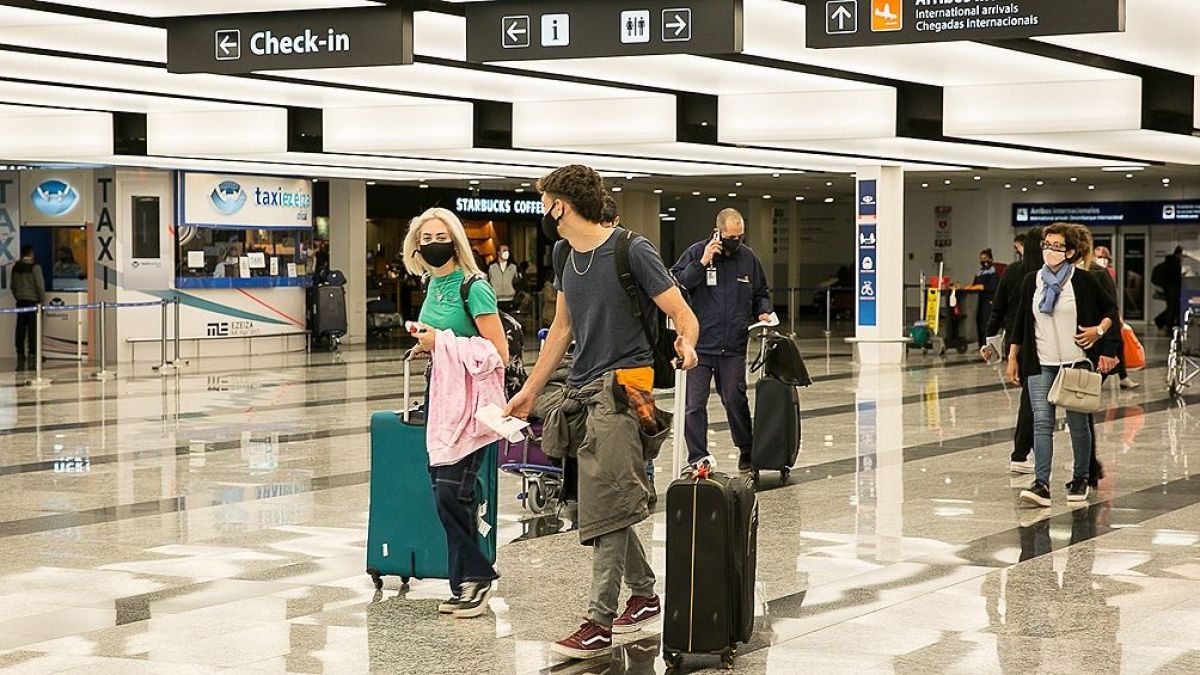 Ponen en funcionamiento un sistema de análisis anticipado de equipajes en Ezeiza y Aeroparque