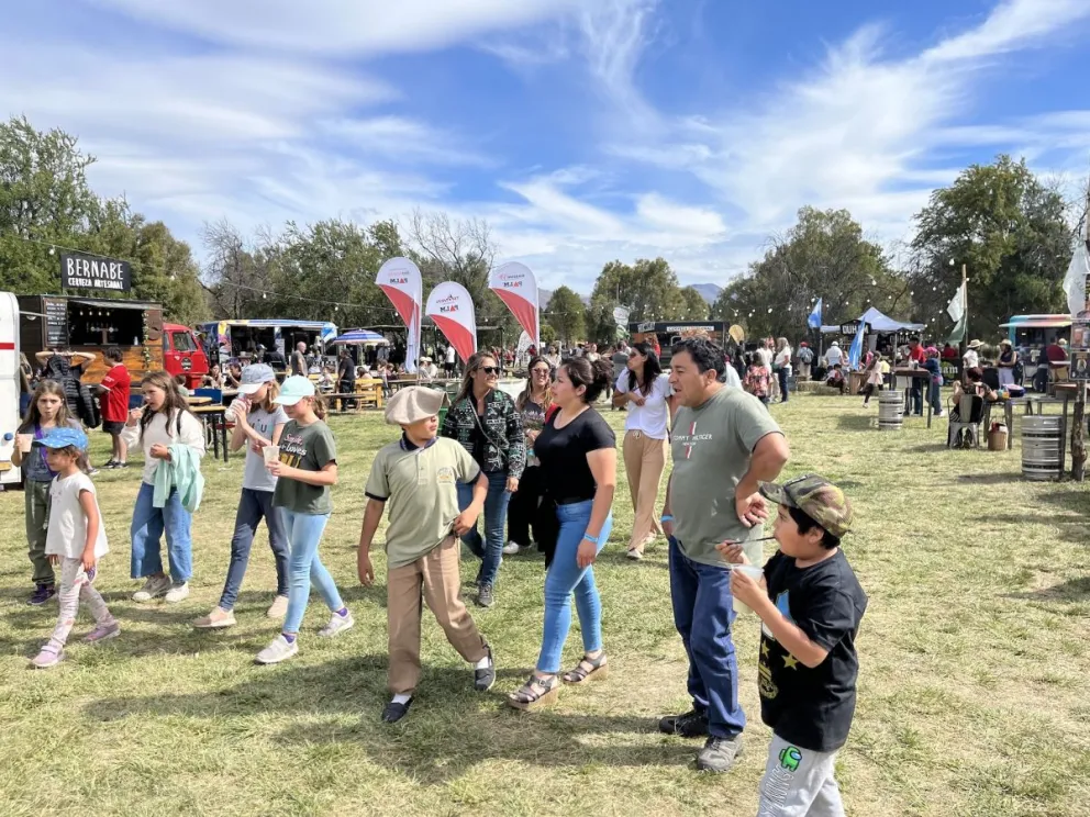 Residentes y turistas disfrutan a pleno del segundo día de la Expo Rural Bariloche 2023