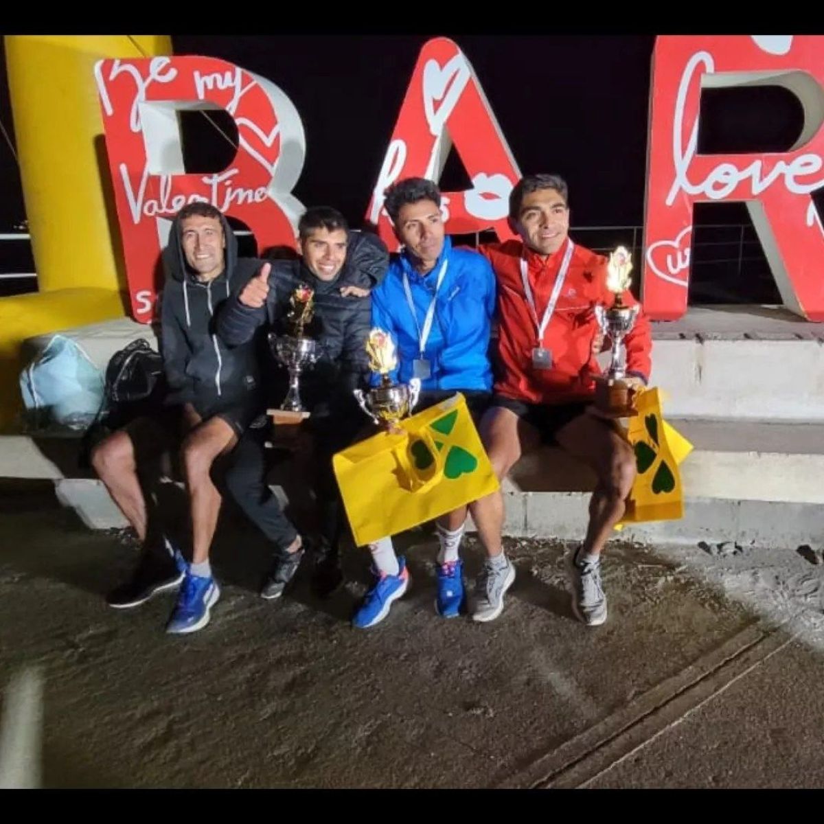 Calfín en los 10K y Collantes en los 5K fueron los ganadores de la Carrera Nocturna