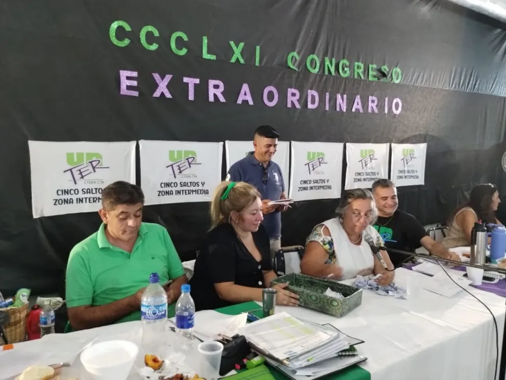 El Congreso de UnTER rechazó la propuesta salarial y definió un paro de 72 horas
