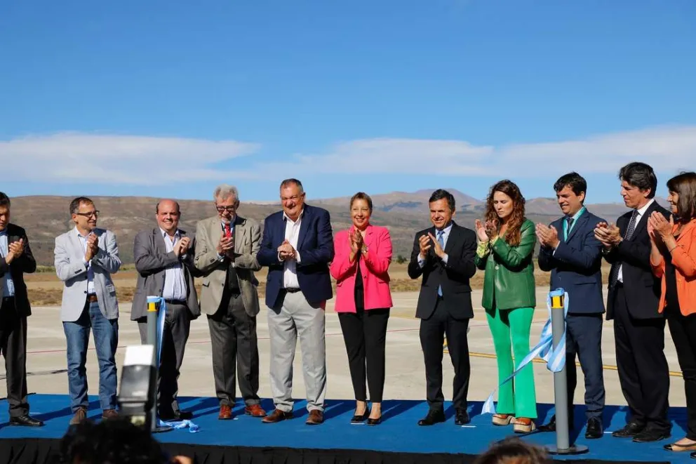 Gennuso: “Con un mejor aeropuerto, habrá más trabajo para los barilochenses”