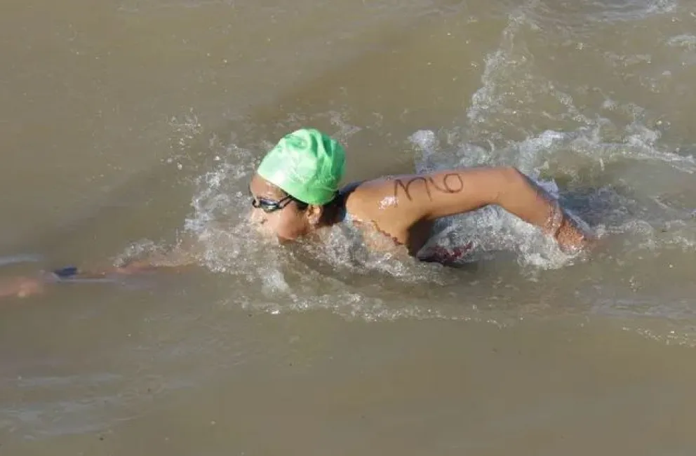 Mayte Puca ganó maratón acuática en Entre Ríos