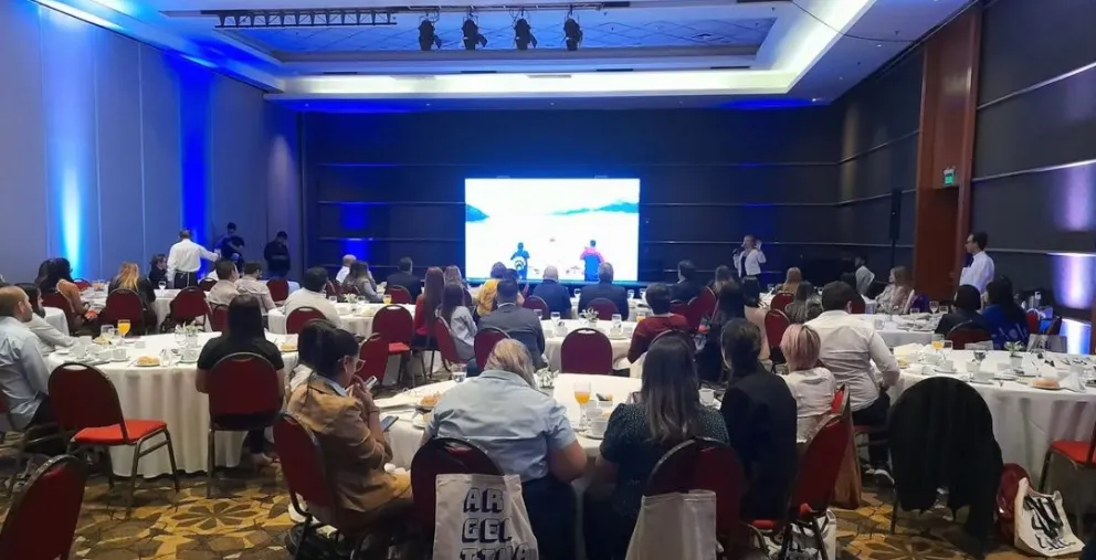 Río Negro expande la comercialización turística en Asunción del Paraguay