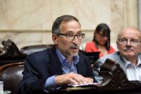 Agustín Domingo: "el desembarco de las plataformas tecnológicas mejorará el transporte para residentes y turistas" 