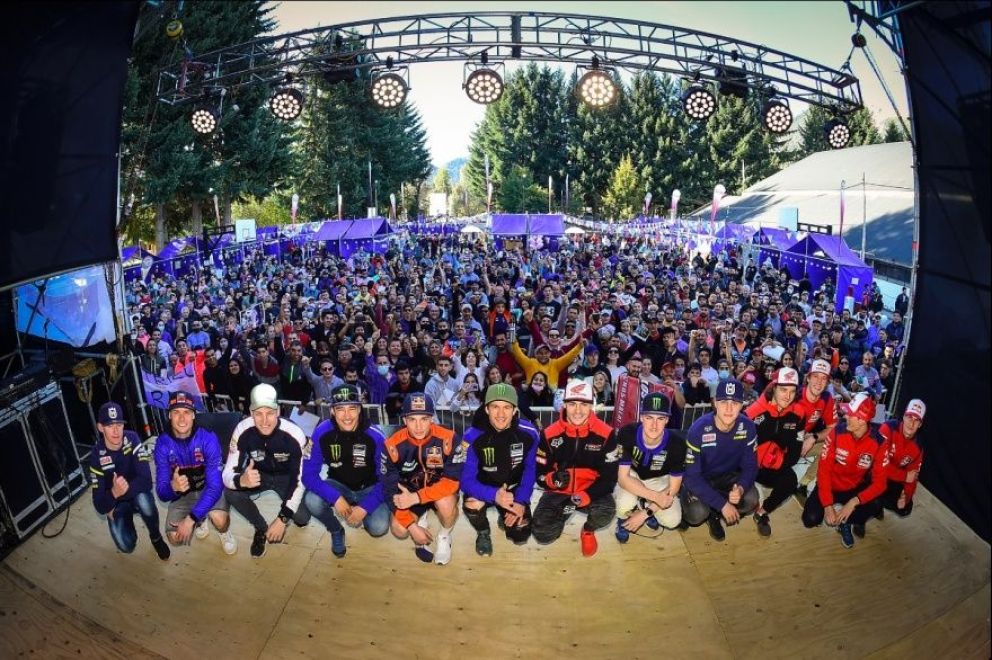 Este viernes comienza el mundial de motocross en Villa la Angostura