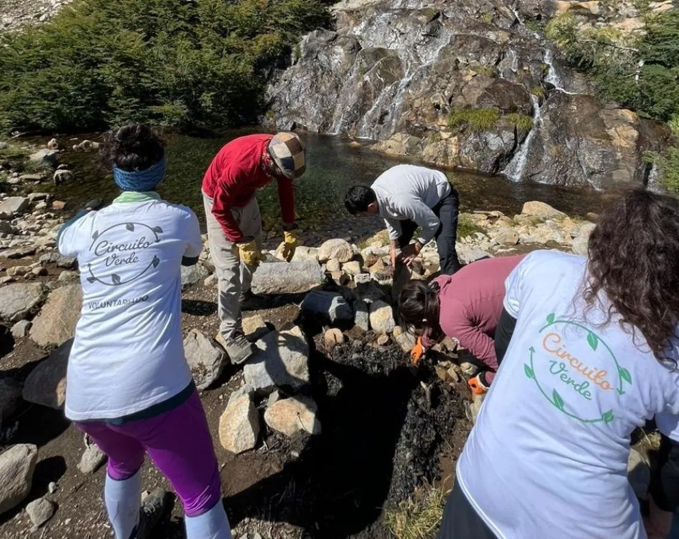 Durante varias jornadas limpiaron la Travesía 5 Lagunas
