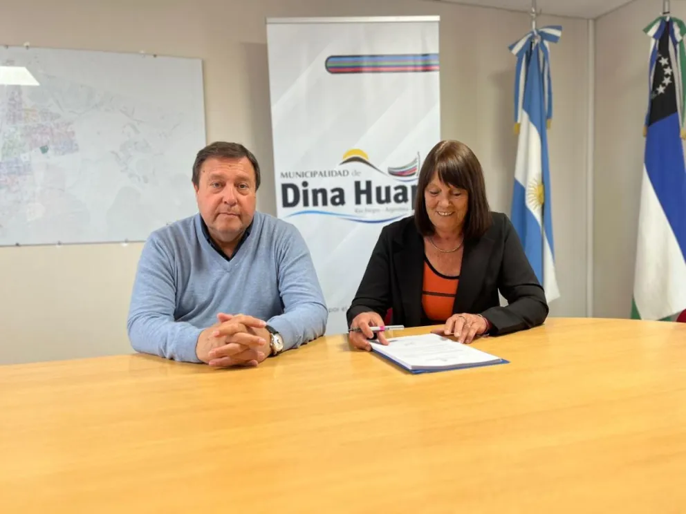 Weretilneck y Balseiro anunciaron la construcción de un Salón de Usos Múltiples en Ñirihuau