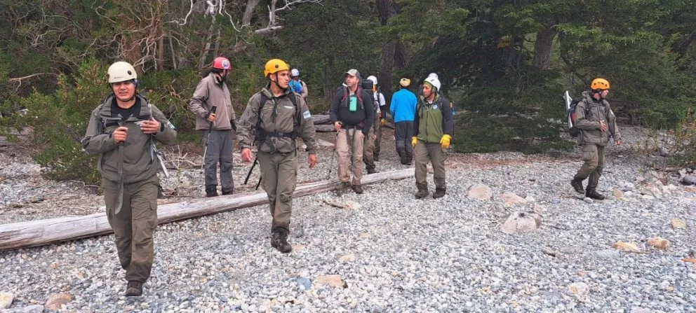 Gran operativo para rescatar a un turista que se accidentó en la montaña