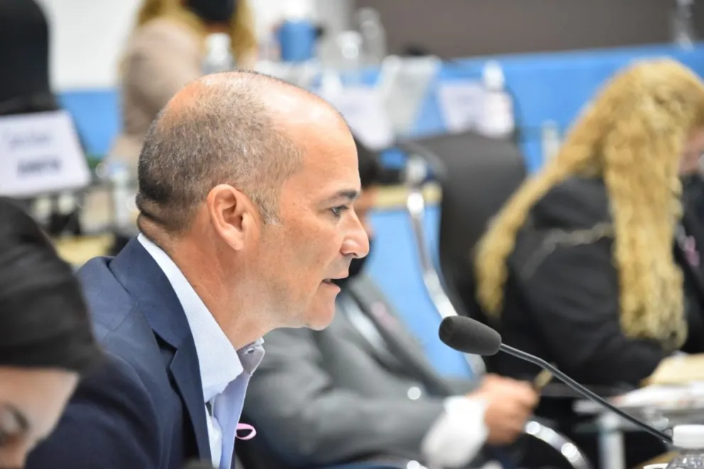 Legisladores del PRO apoyan reclamo contra aumentos en Ingresos Brutos