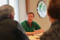 Weretilneck propone eliminar impuestas para potenciar a las pymes