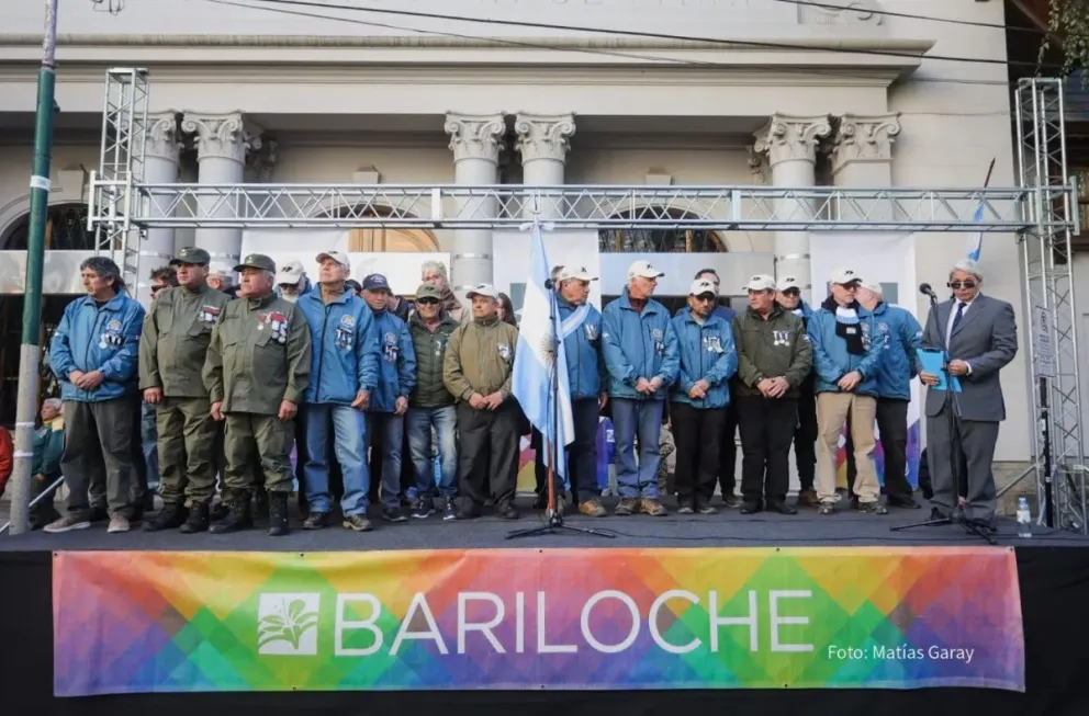 Bariloche se sumó a la conmemoración de los 41 años de la Guerra de Malvinas