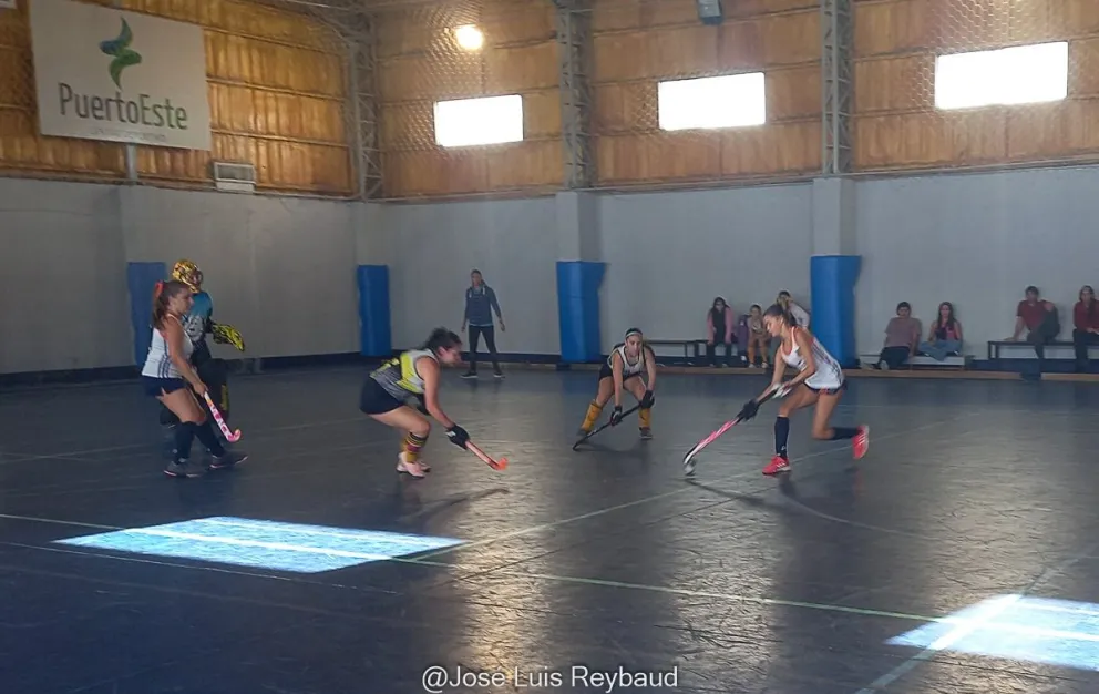 Vuriclub, San Esteban y Estudiantes ganaron por el certamen de menores de hockey 