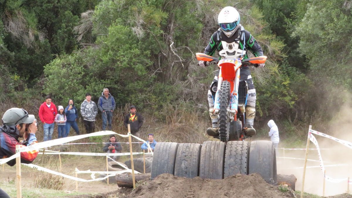 El enduro de las “S” inició su campeonato en Bariloche
