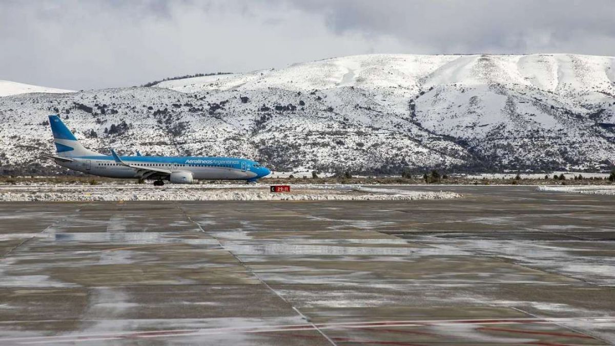 El Aeropuerto de Bariloche permanecerá cerrado hasta las 17